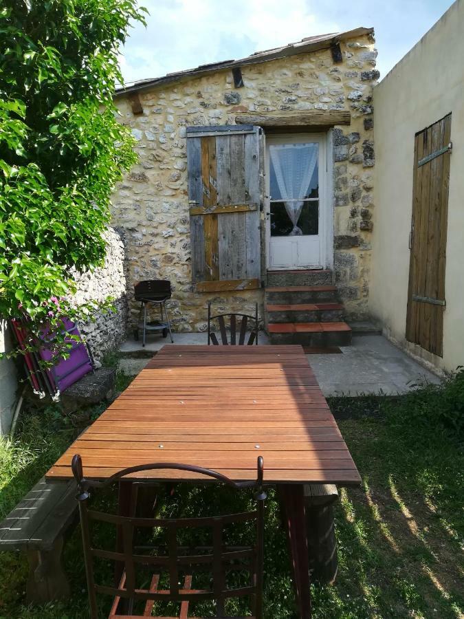 Studio Gard Calme Et Nature Russan Ngoại thất bức ảnh